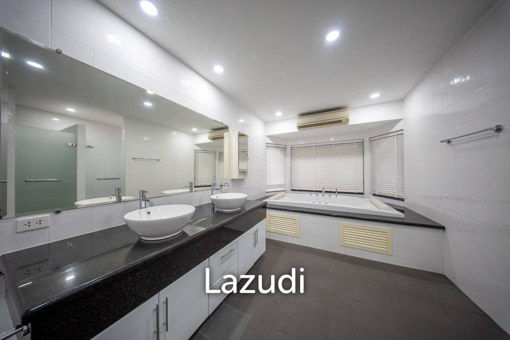 Exquisite Private Luxury Villa in Nong Mai Kaen