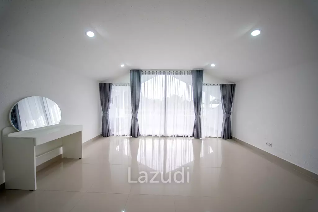 Exquisite Private Luxury Villa in Nong Mai Kaen