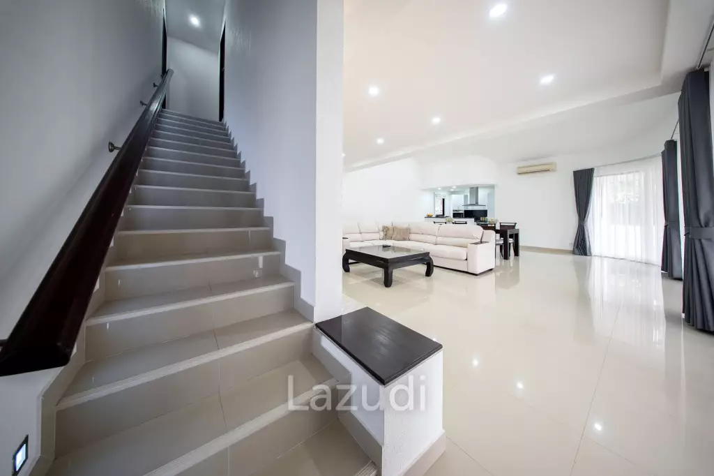 Exquisite Private Luxury Villa in Nong Mai Kaen