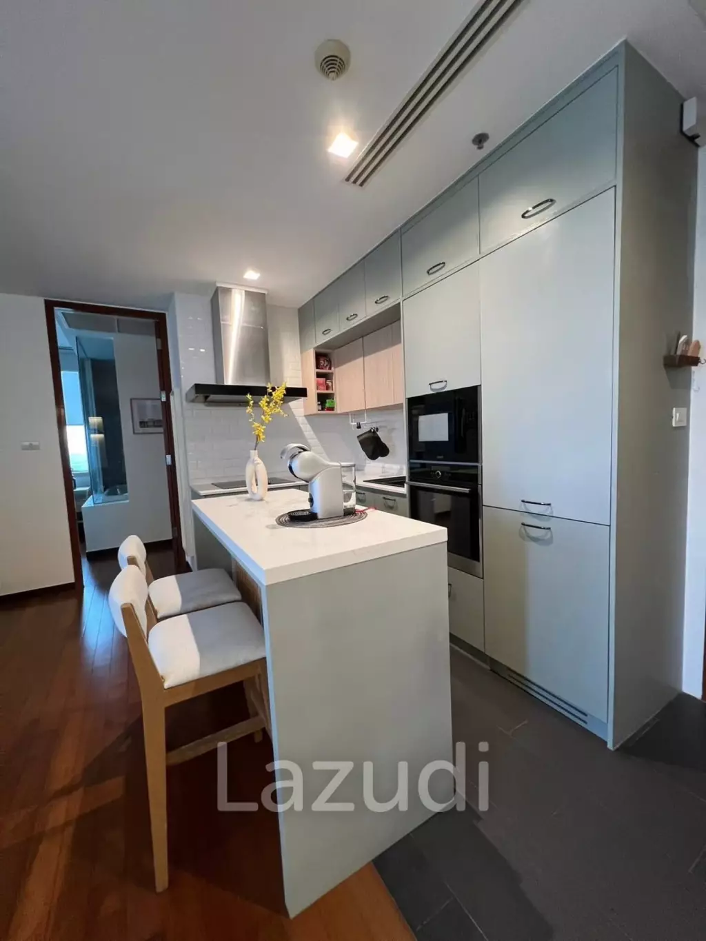 2 bed 2 bath condo 70 sqm at Ashton Morph 38 for rent and sale