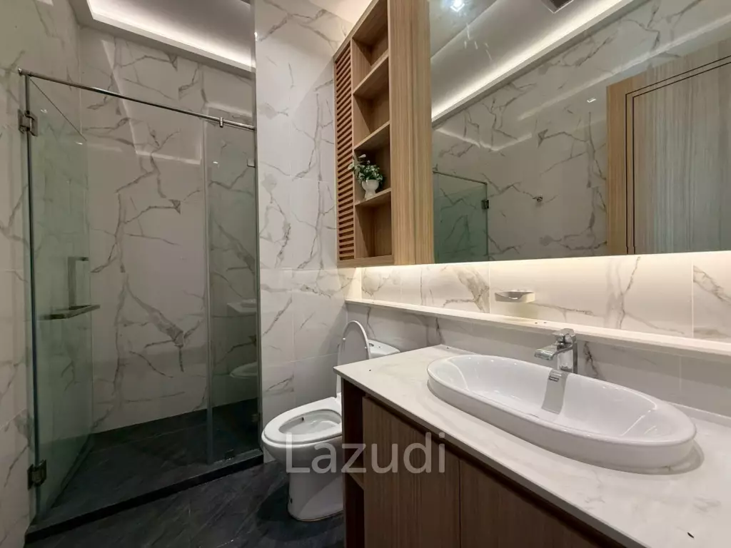 Luxury 2-Story Pool Villa for Sale Narita Pattaya