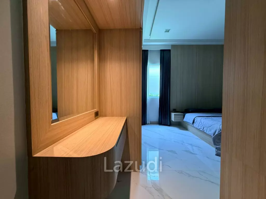 Luxury 2-Story Pool Villa for Sale Narita Pattaya