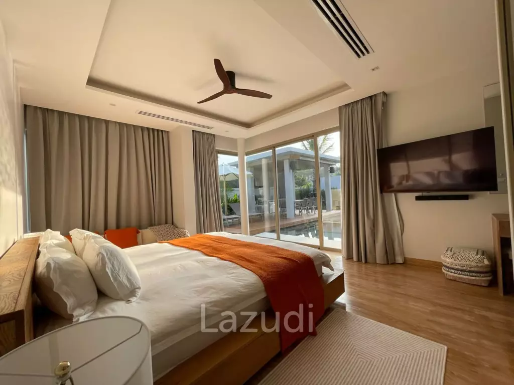 Luxury 3-Bedroom Pool Villa for Sale at Botanica Lakeside