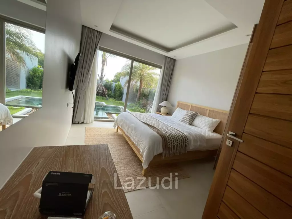 Luxury 3-Bedroom Pool Villa for Sale at Botanica Lakeside