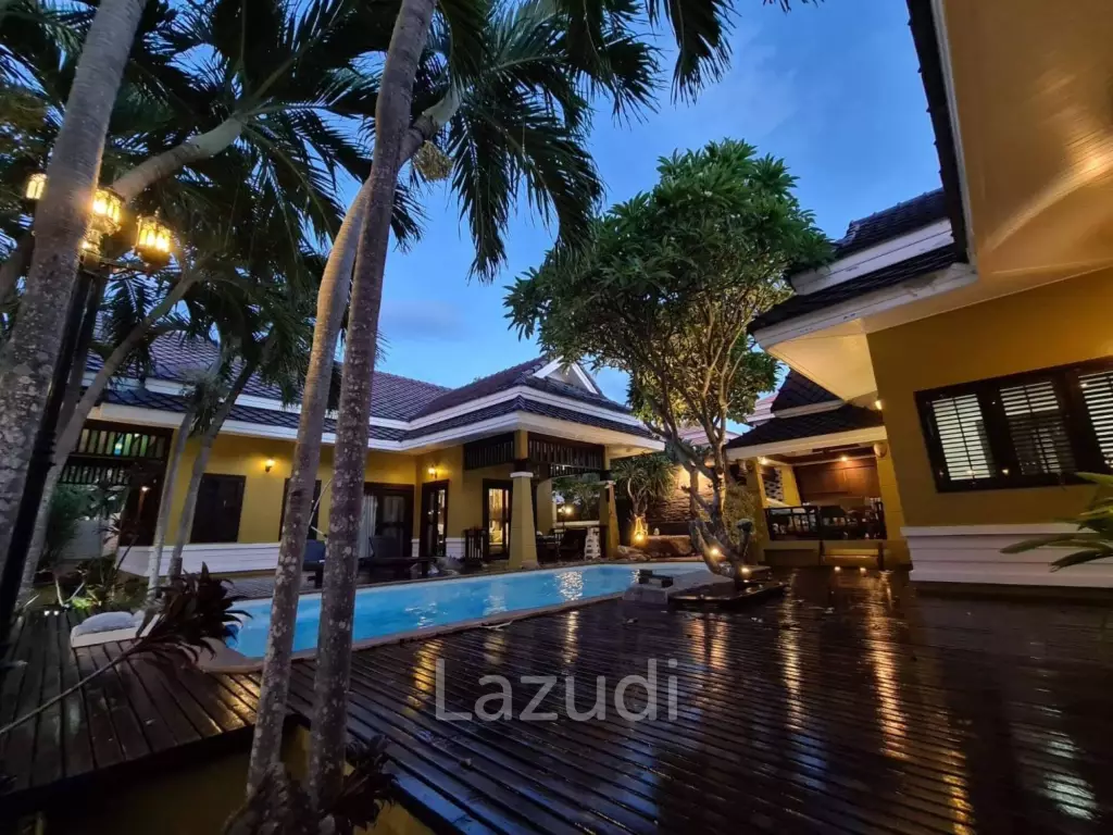 Baan Chawa: Bali Tropical Pool Villa in Hua Hin