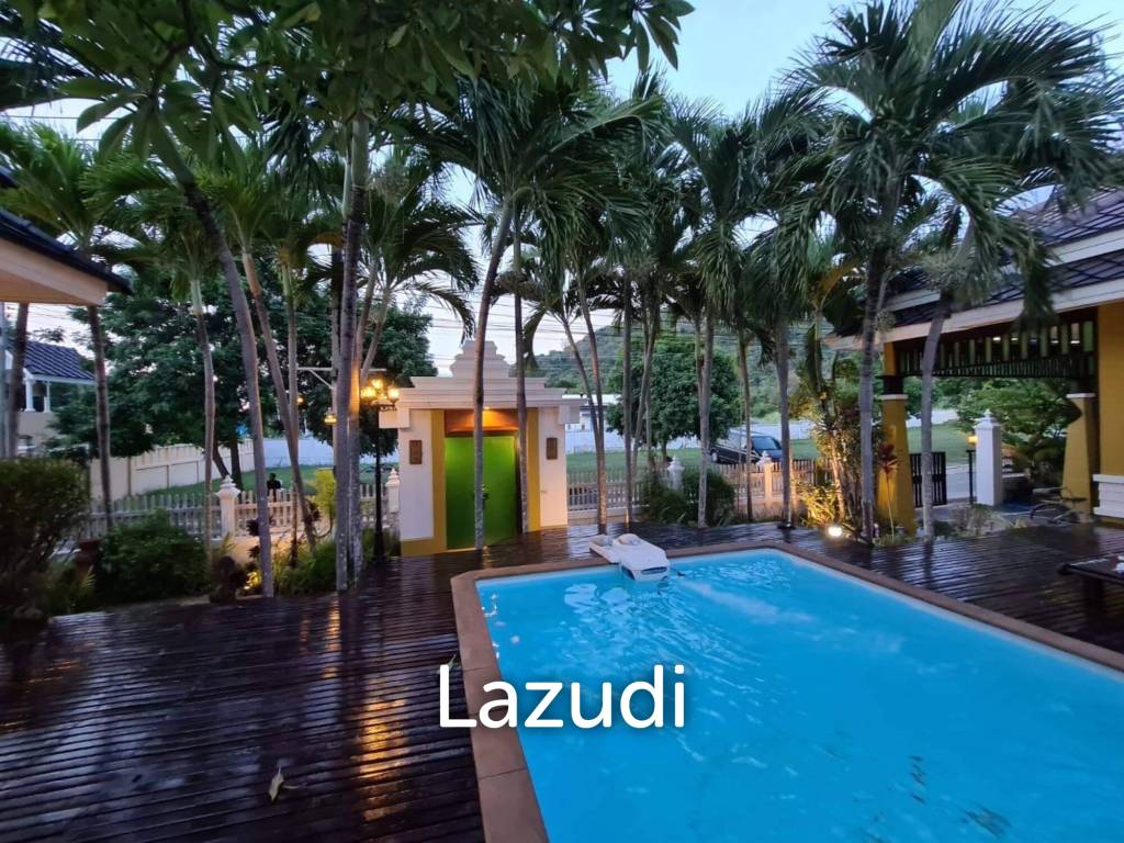 Baan Chawa: Bali Tropical Pool Villa in Hua Hin