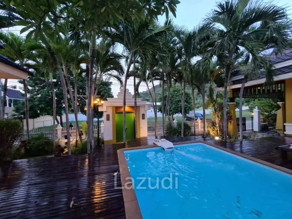 Baan Chawa: Bali Tropical Pool Villa in Hua Hin