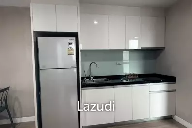 58.6 sqm 2 Bed Condo on 8th Floor at Mayfair Place Sukhumvit 64, Bang Chak