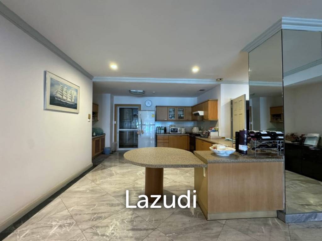 Dusit Resort Condominium: Luxury Beachfront Residence 450 sqm