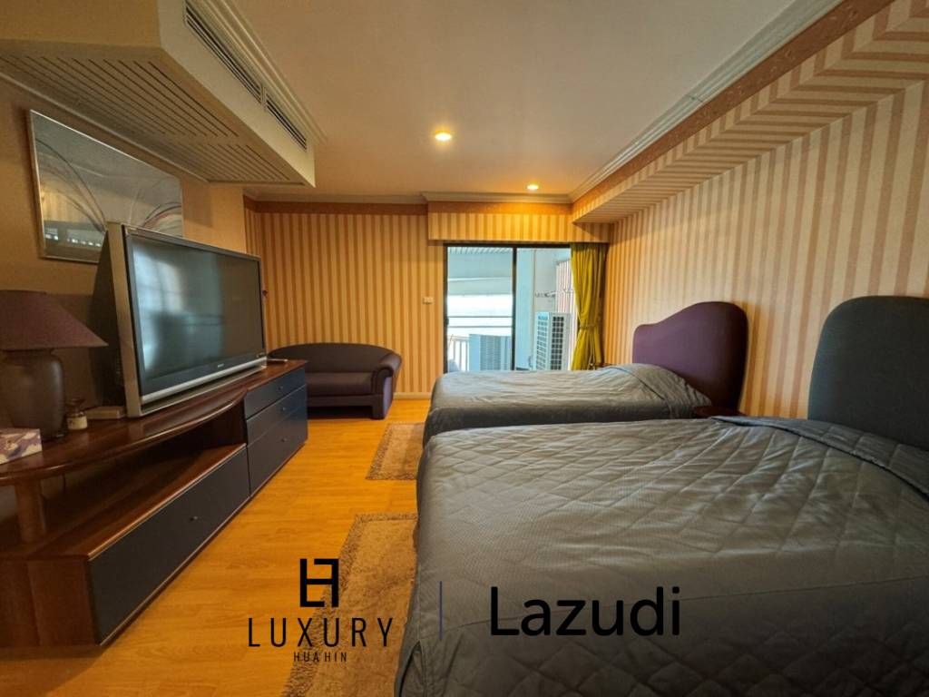 Dusit Resort Condominium: Luxury Beachfront Residence 450 sqm