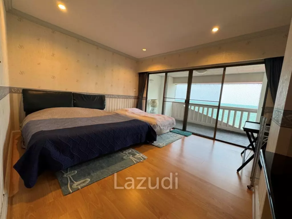 Dusit Resort Condominium: Luxury Beachfront Residence 450 sqm