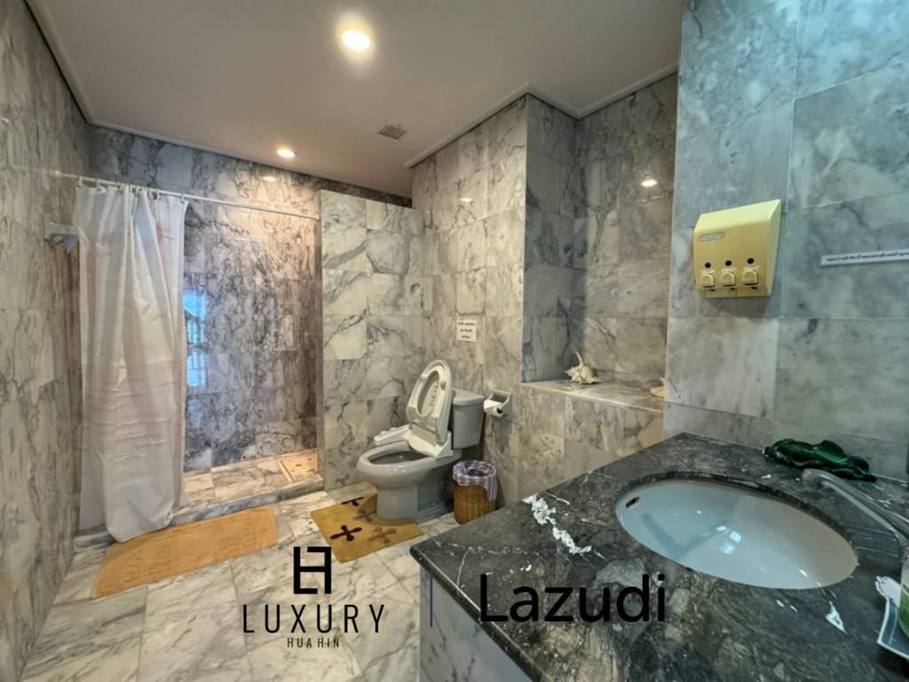Dusit Resort Condominium: Luxury Beachfront Residence 450 sqm