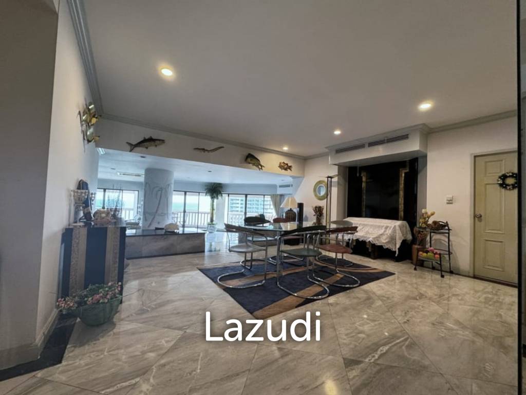 Dusit Resort Condominium: Luxury Beachfront Residence 450 sqm