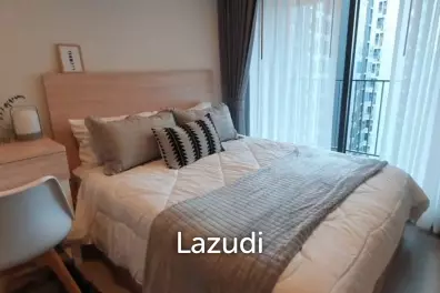 35.5 sqm modern 1 bedroom condo on 28th floor at LIFE Asoke Rama 9 Bangkok