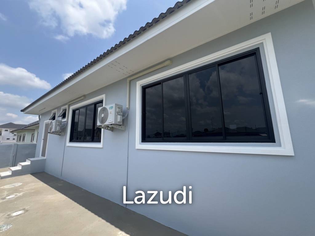 Newly built Modern House with 3 Bedrooms near city.