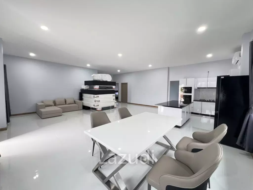 Newly built Modern House with 3 Bedrooms near city.