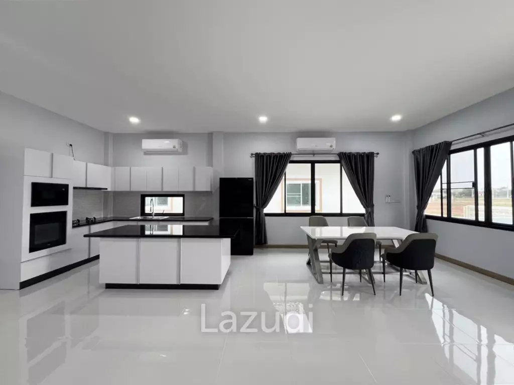Newly built Modern House with 3 Bedrooms near city.