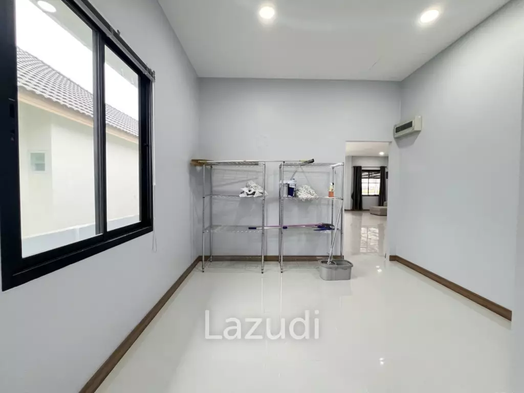 Newly built Modern House with 3 Bedrooms near city.