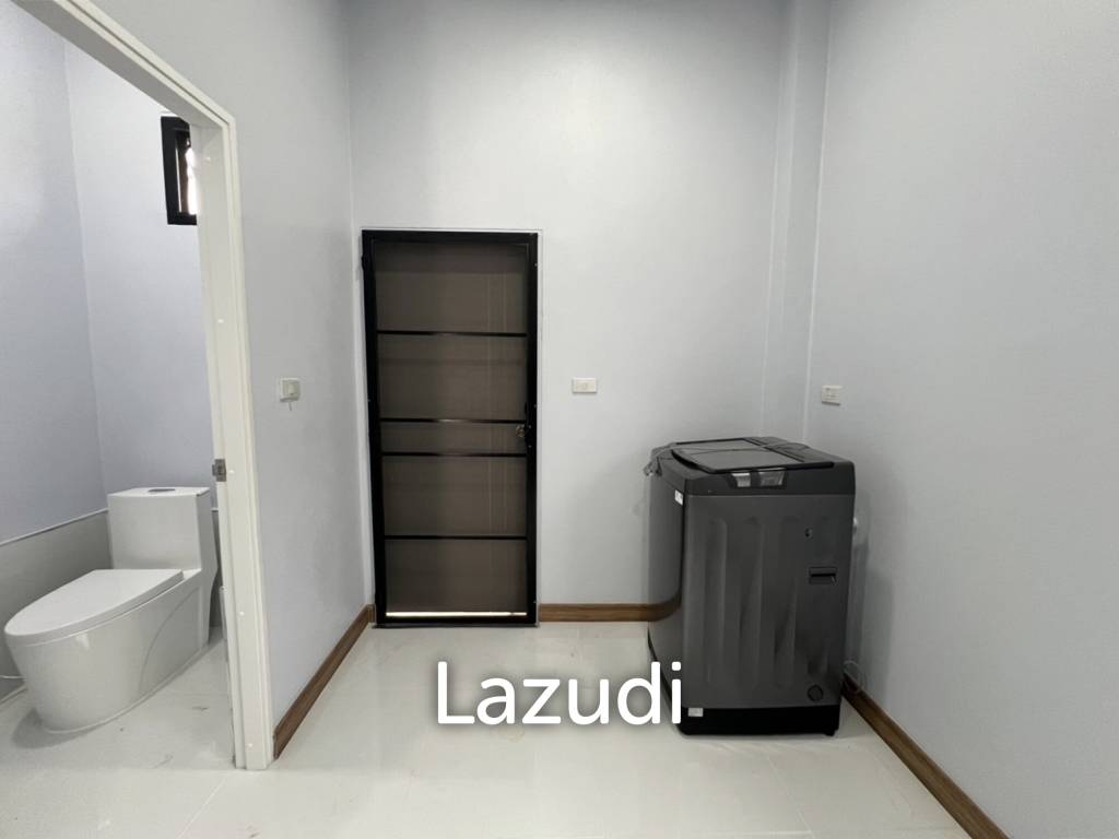Newly built Modern House with 3 Bedrooms near city.