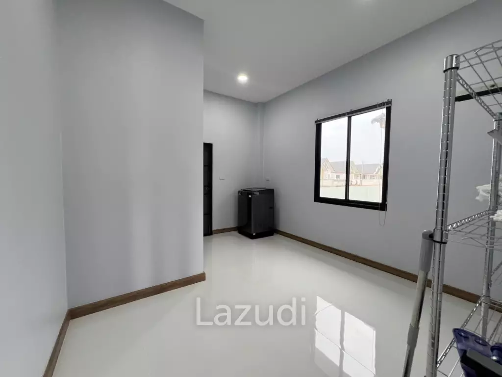 Newly built Modern House with 3 Bedrooms near city.