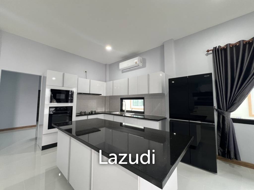 Newly built Modern House with 3 Bedrooms near city.
