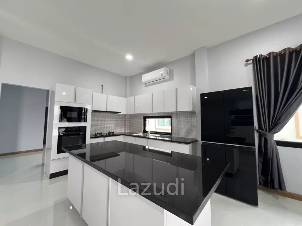 Newly built Modern House with 3 Bedrooms near city.