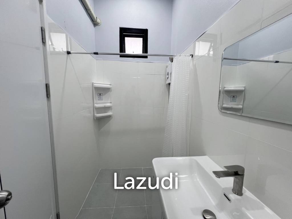 Newly built Modern House with 3 Bedrooms near city.