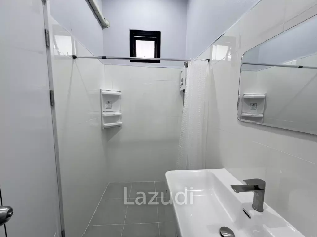 Newly built Modern House with 3 Bedrooms near city.