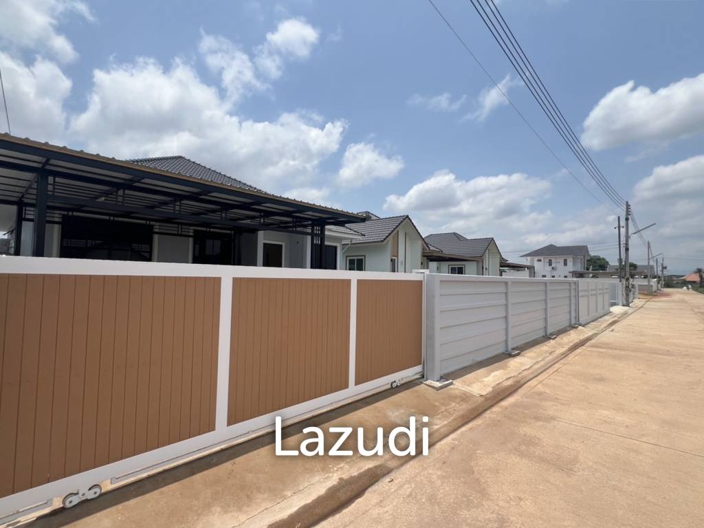 Newly built Modern House with 3 Bedrooms near city.