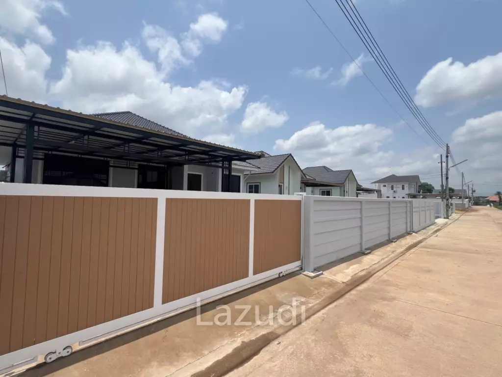 Newly built Modern House with 3 Bedrooms near city.