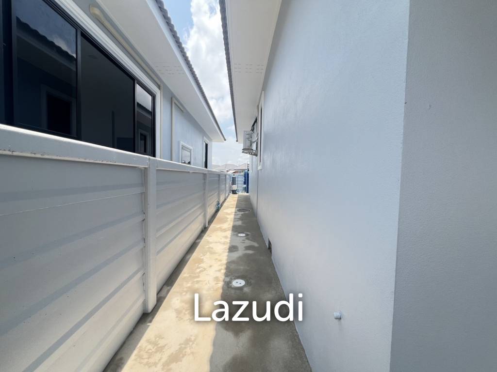Newly built Modern House with 3 Bedrooms near city.