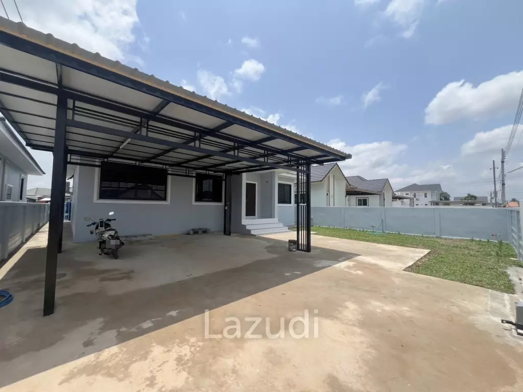Newly built Modern House with 3 Bedrooms near city.