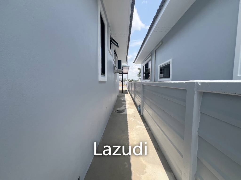 Newly built Modern House with 3 Bedrooms near city.