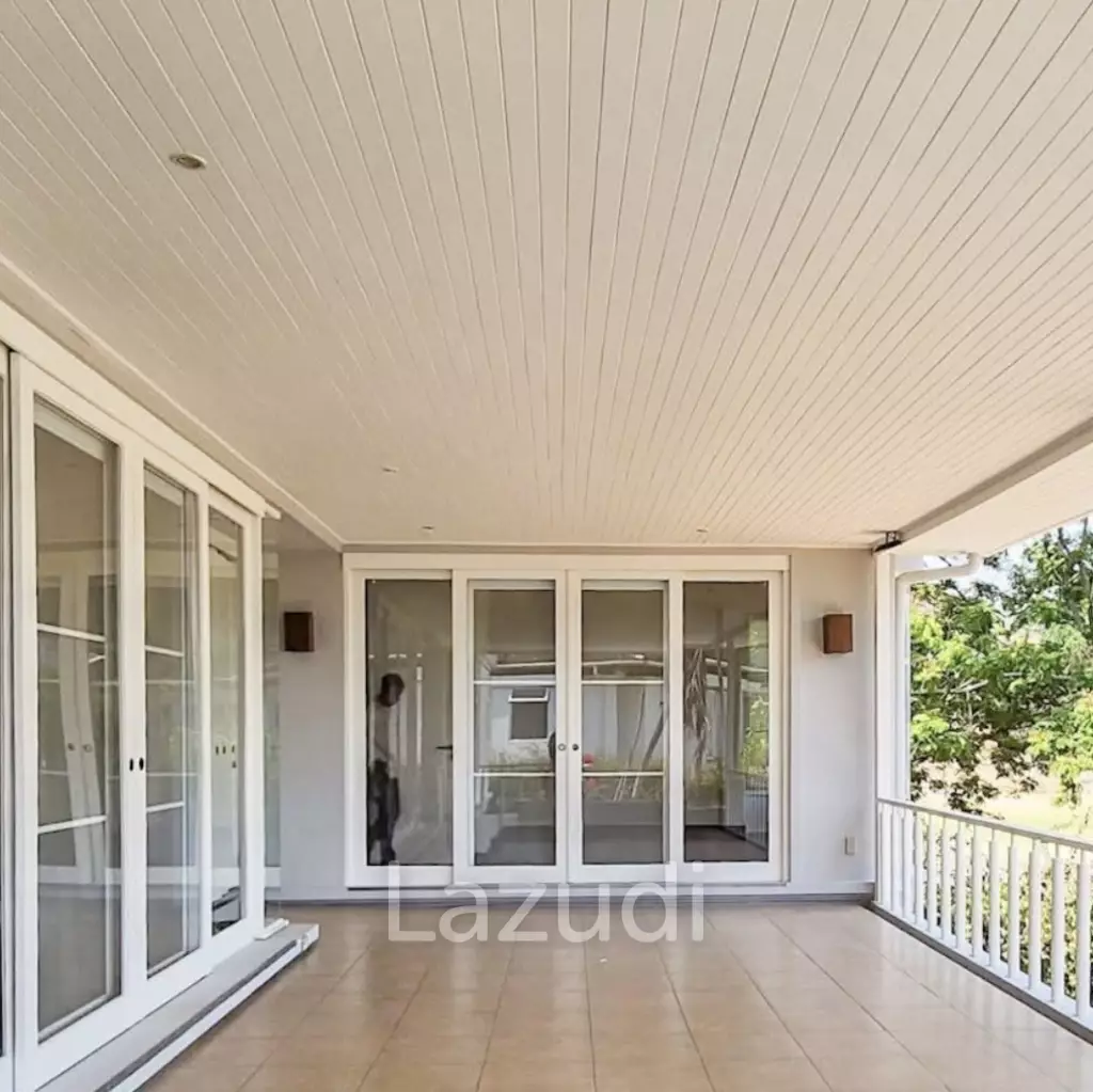 PALM HILLS  : 3 bed exclusive house in Golf course