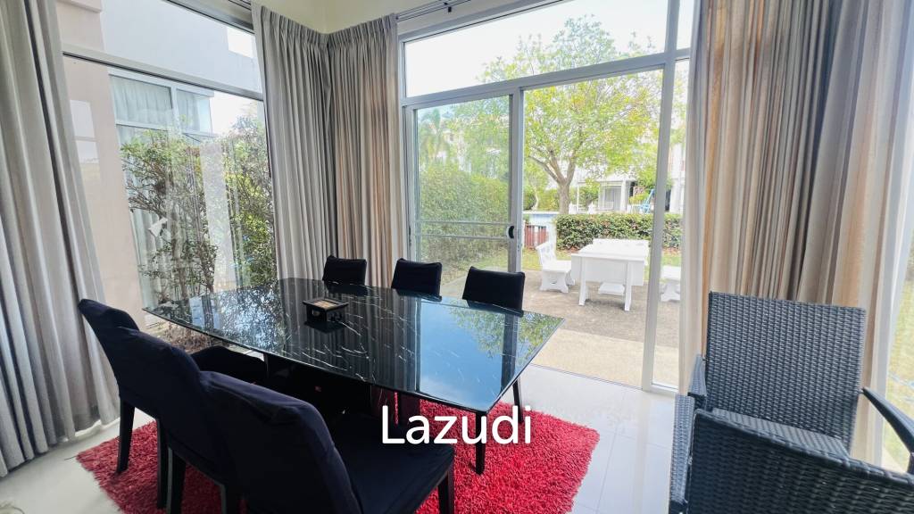 3 Storey Townhouse with Pool in Boathouse