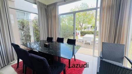 Maison moderne / mitoyenne / avec piscine privée