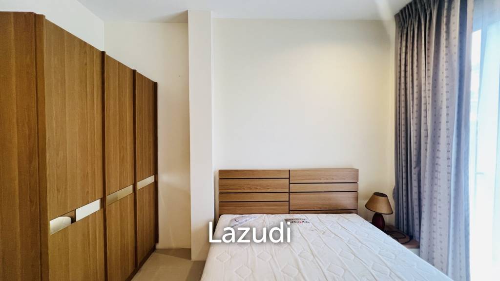 3 Storey Townhouse with Pool in Boathouse