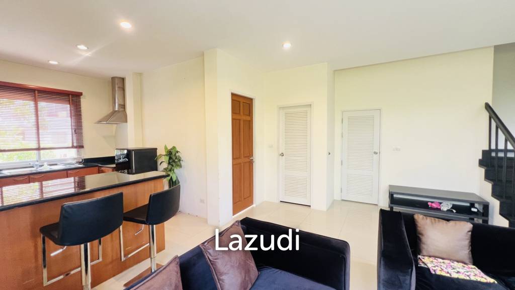 3 Storey Townhouse with Pool in Boathouse
