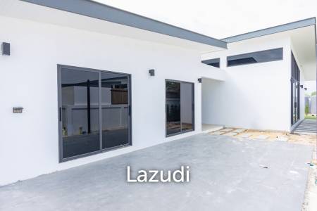 300 sqm modern pool villa in Pran Buri Moda Melody