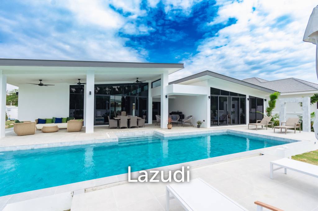 300 sqm modern pool villa in Pran Buri Moda Melody