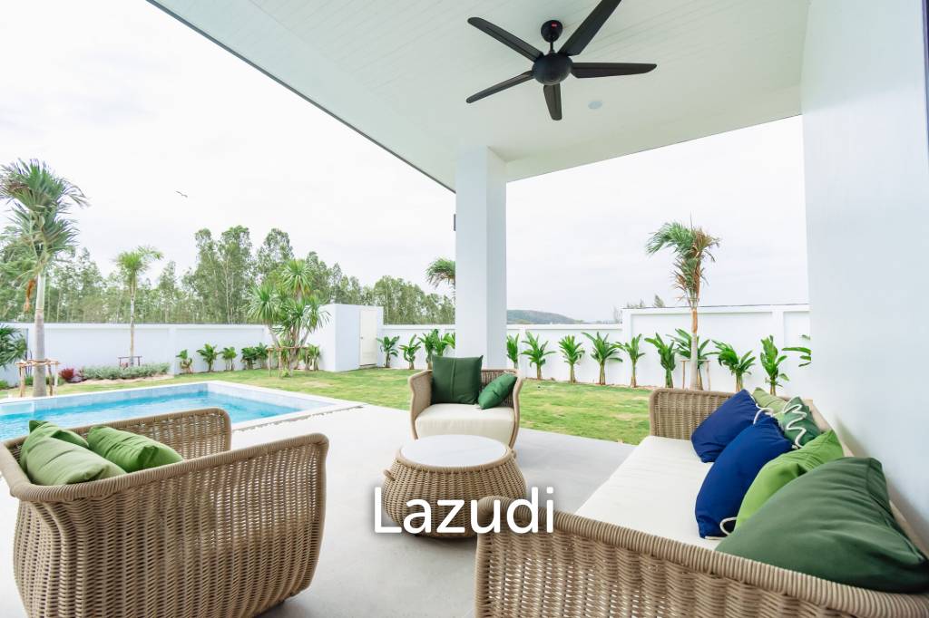 300 sqm modern pool villa in Pran Buri Moda Melody