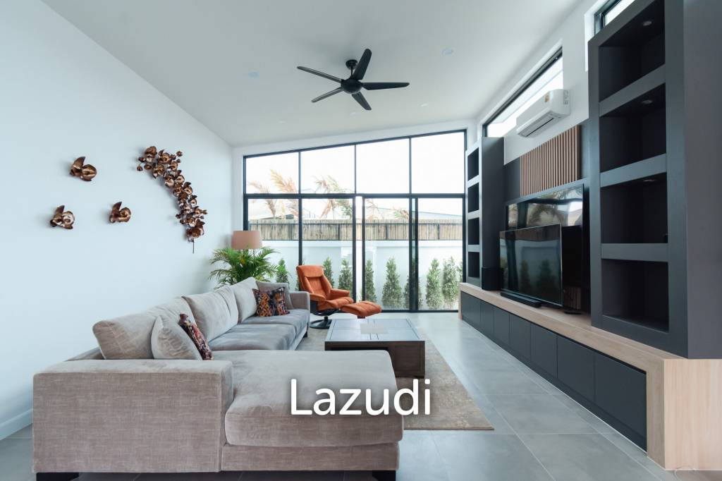 300 sqm modern pool villa in Pran Buri Moda Melody
