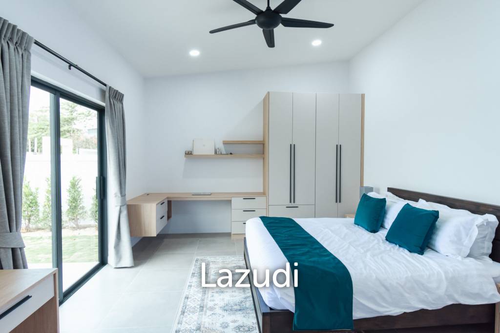 300 sqm modern pool villa in Pran Buri Moda Melody
