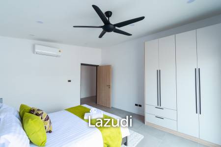300 sqm modern pool villa in Pran Buri Moda Melody
