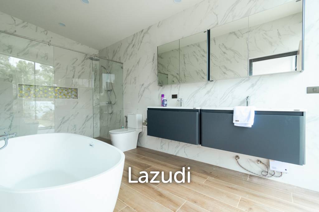 300 sqm modern pool villa in Pran Buri Moda Melody