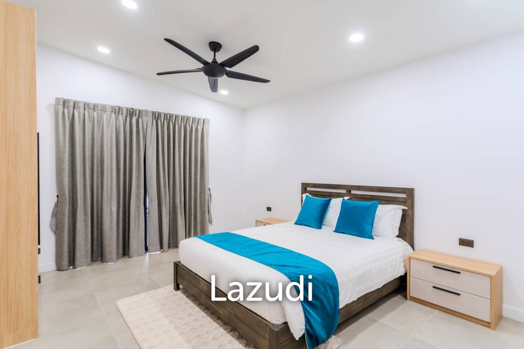300 sqm modern pool villa in Pran Buri Moda Melody