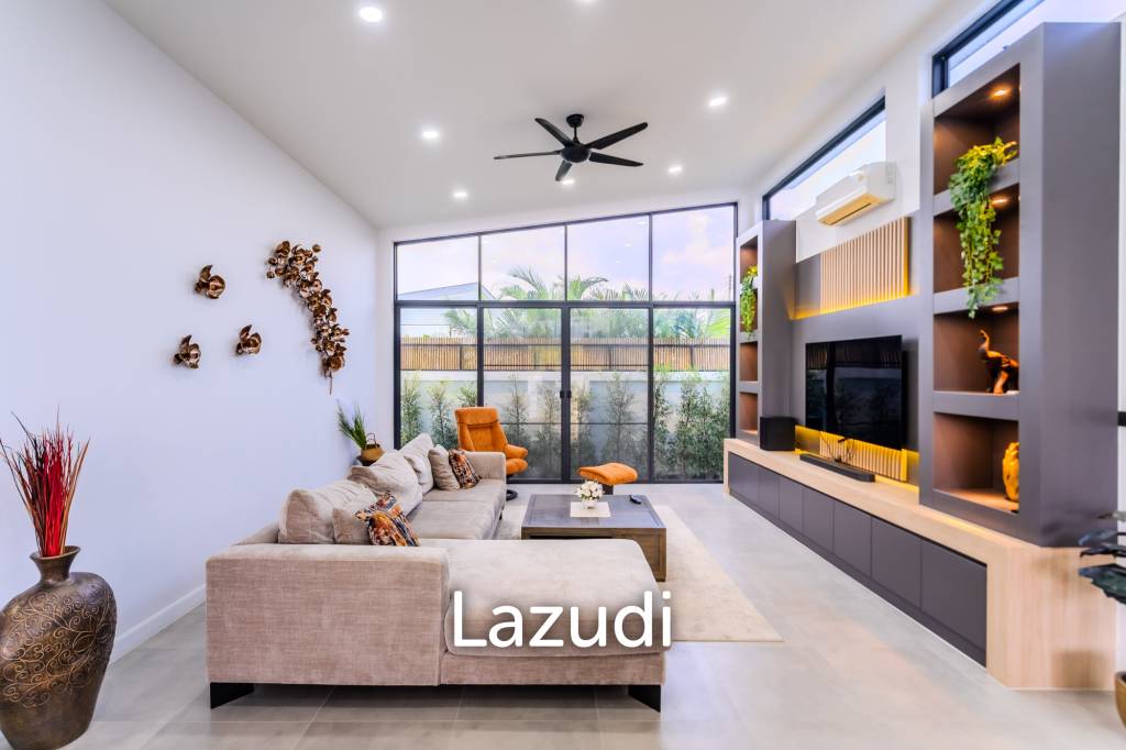 300 sqm modern pool villa in Pran Buri Moda Melody