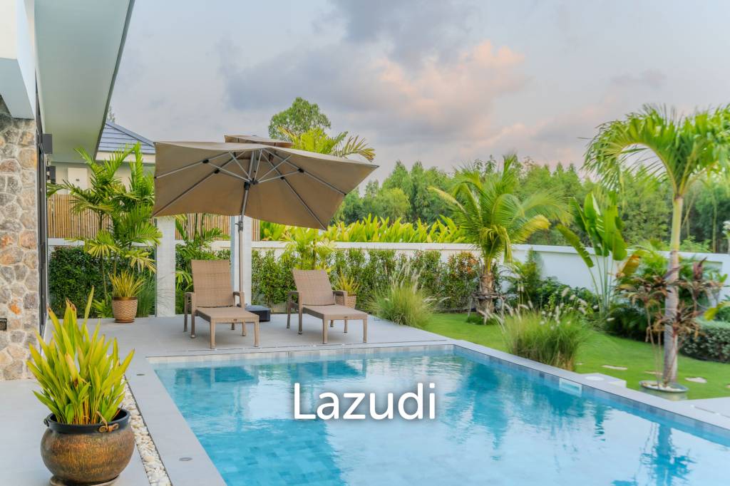 300 sqm modern pool villa in Pran Buri Moda Melody