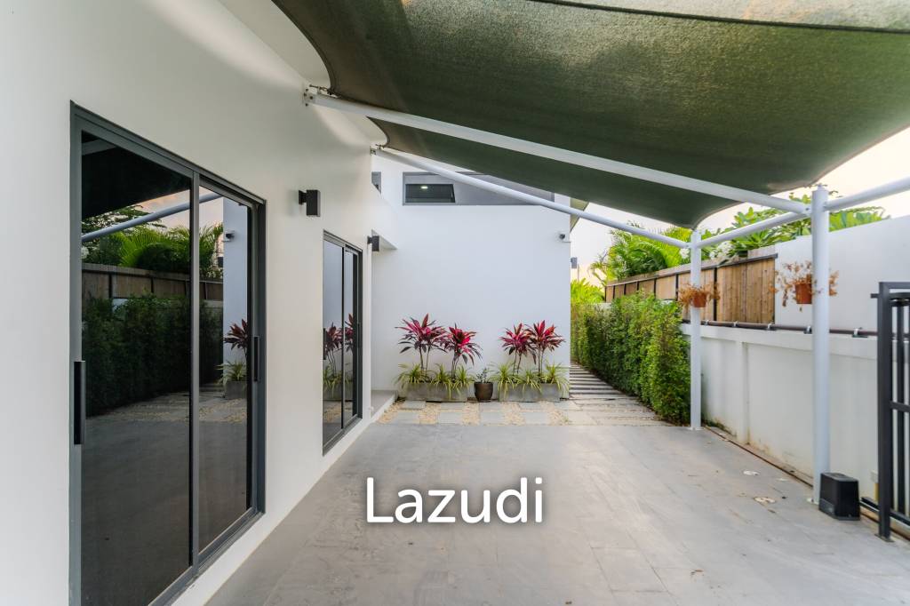 300 sqm modern pool villa in Pran Buri Moda Melody