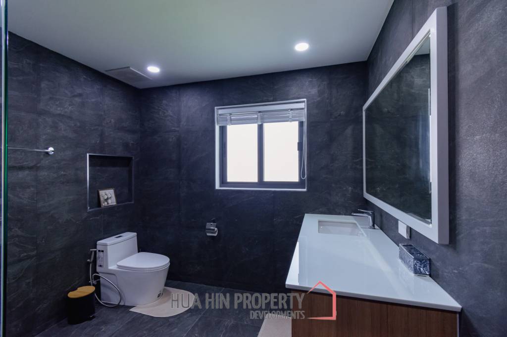 140 sqm pool villa in Moda Melody Hua Hin